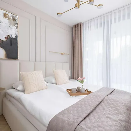 Daire Exclusive With Parking Near Tauron Arena By Renters