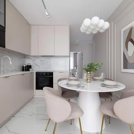 Exclusive With Parking Near Tauron Arena By Renters Daire *