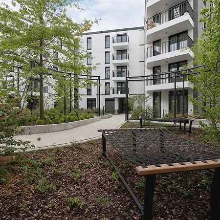 Exclusive With Parking Near Tauron Arena By Renters Appartamento *