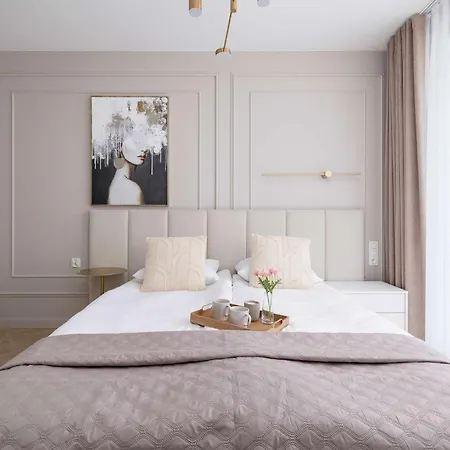Apartment Exclusive With Parking Near Tauron Arena By Renters *